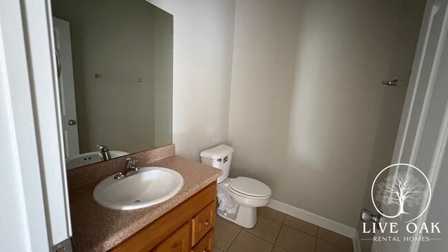 Building Photo - SUMMER MOVE-IN SPECIAL: $500 OFF 1st MONTH...