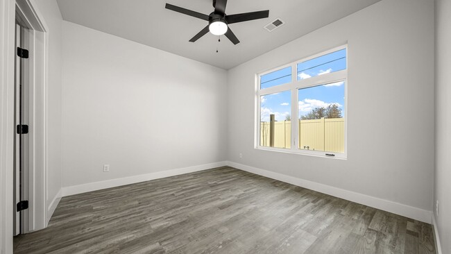 Building Photo - 1107 Mee Cyn Cir