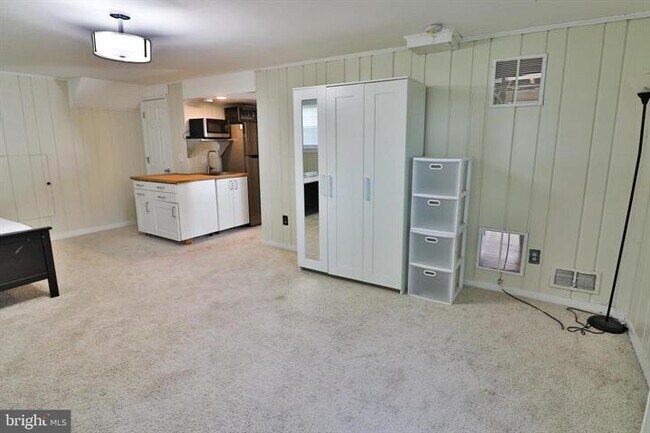 Building Photo - 1009 Kennon Ct