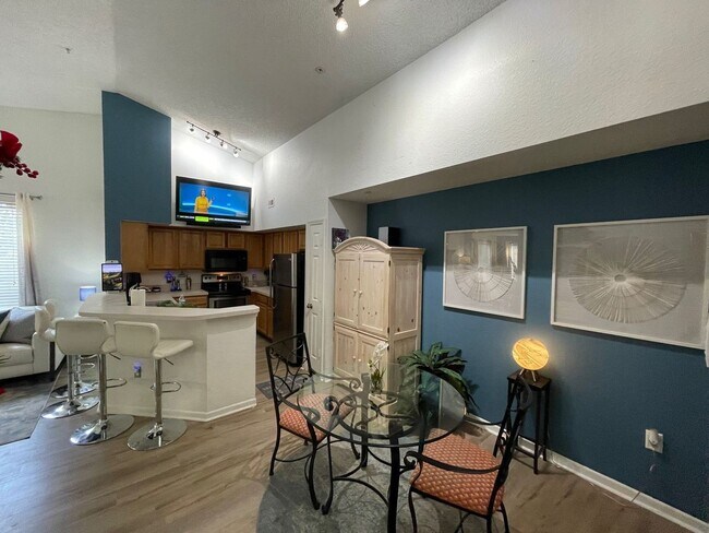 Building Photo - 13103 Mulberry Park Dr
