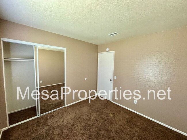 Building Photo - 3153 Antietam Dr