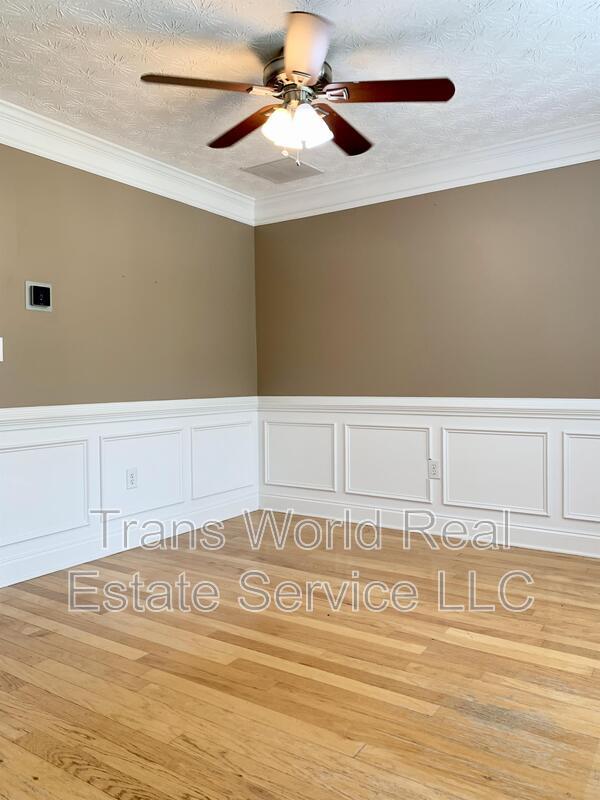 Building Photo - 4442 Keenly Valley Dr NE