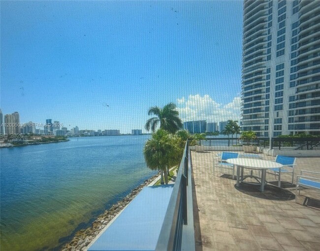 Building Photo - 19195 Mystic Pointe Dr