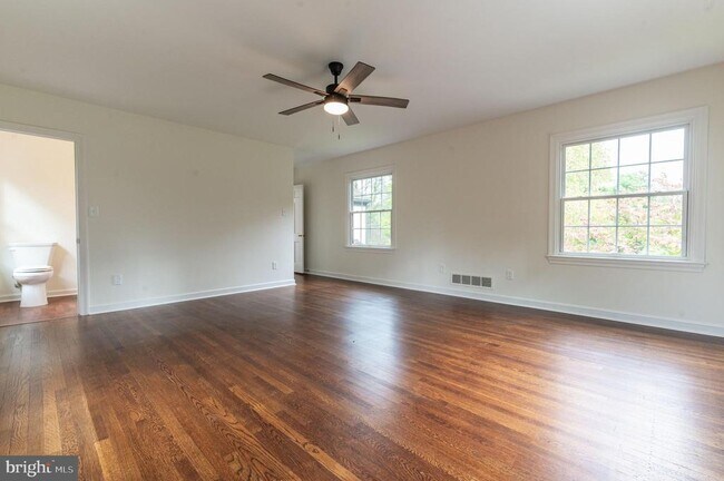 Building Photo - 50 Wistar Rd