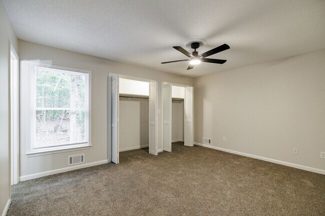 Building Photo - Updated Home in Ansley Park!