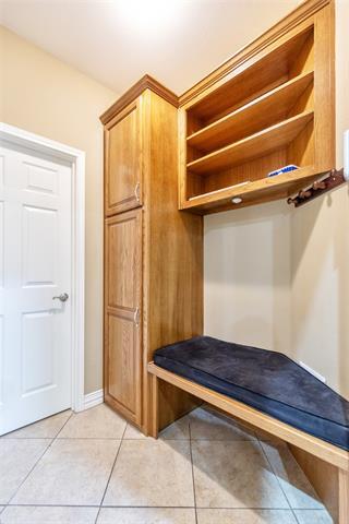 Building Photo - 682 Lytle Shores Dr