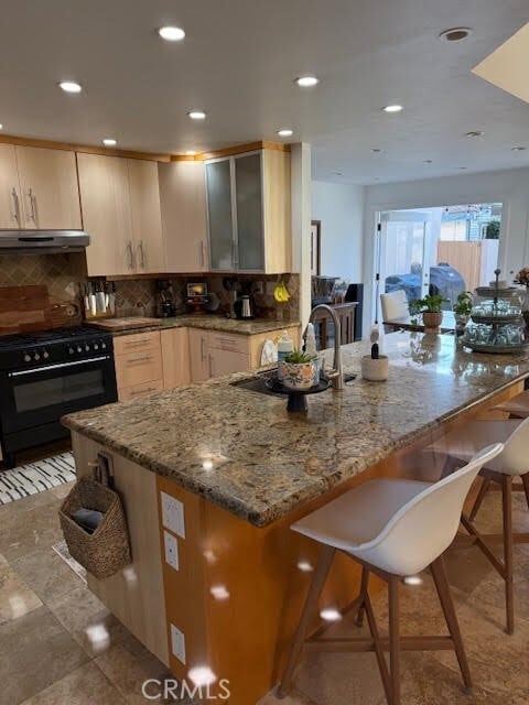 Building Photo - 377 Magnolia Dr