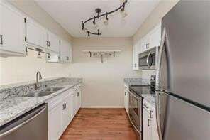 Building Photo - 1231 Dallas Dr