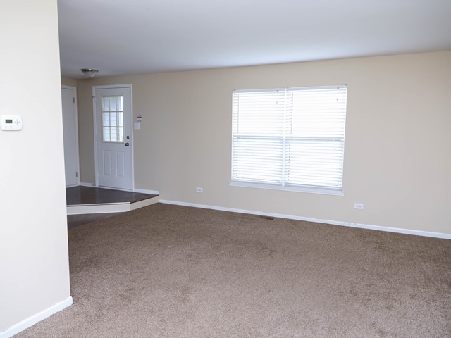 Building Photo - 1309 Bluejay Ln