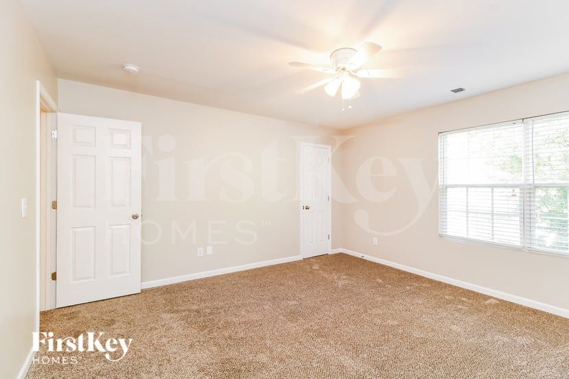 Building Photo - 1103 Birkdale Dr