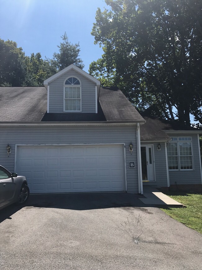 21451 Clear Creek Rd - 21451 Clear Creek Rd Bristol VA 24202 ...