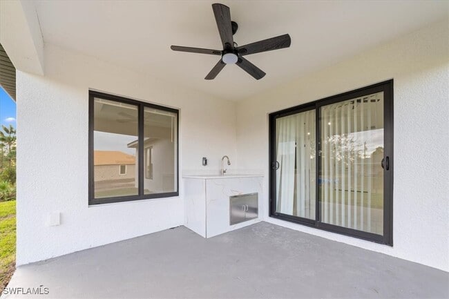 Building Photo - 3202 8th St SW