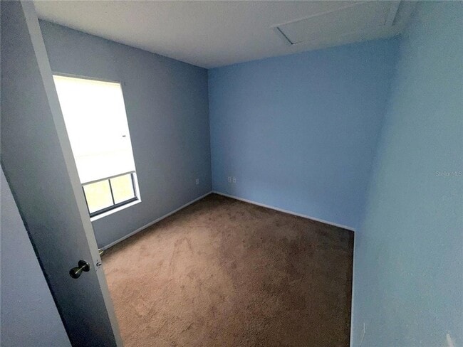 Building Photo - 745 Whitewood Dr
