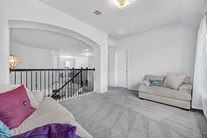 Building Photo - 5304 Cascade Ct
