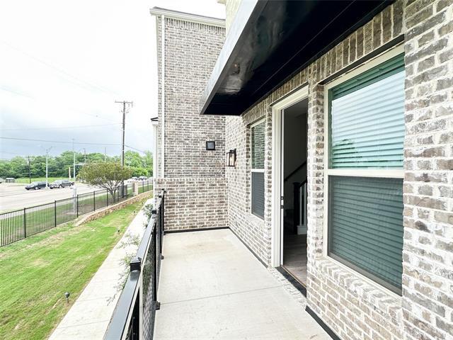 Building Photo - 4827 Aldenbury St