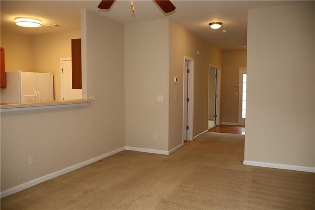 Building Photo - 1534 Rogers Preserve Rd