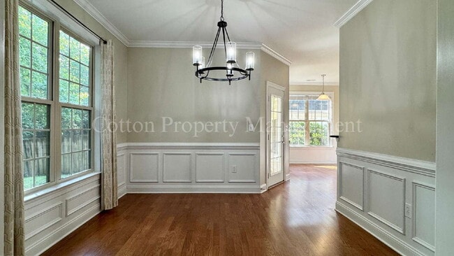 Building Photo - 8854 Plantation Landing Dr