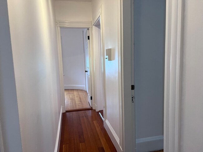 Building Photo - 112 Franklin St