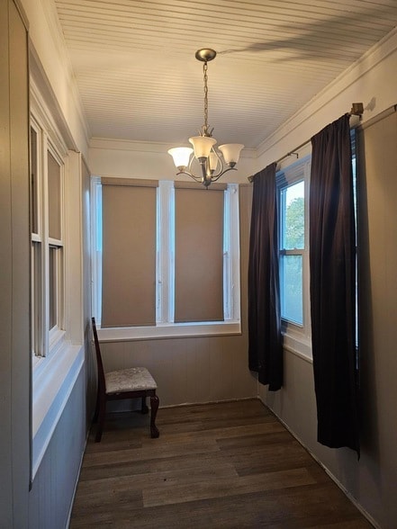 Building Photo - 4172 Jefferson St