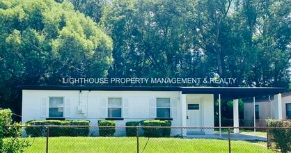 Building Photo - Completely Renovated 3-Bedroom Home in Edgewood Manor