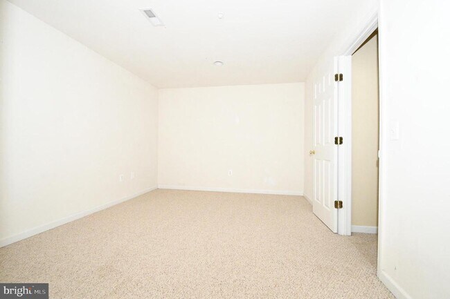 Building Photo - 13955 Lullaby Rd