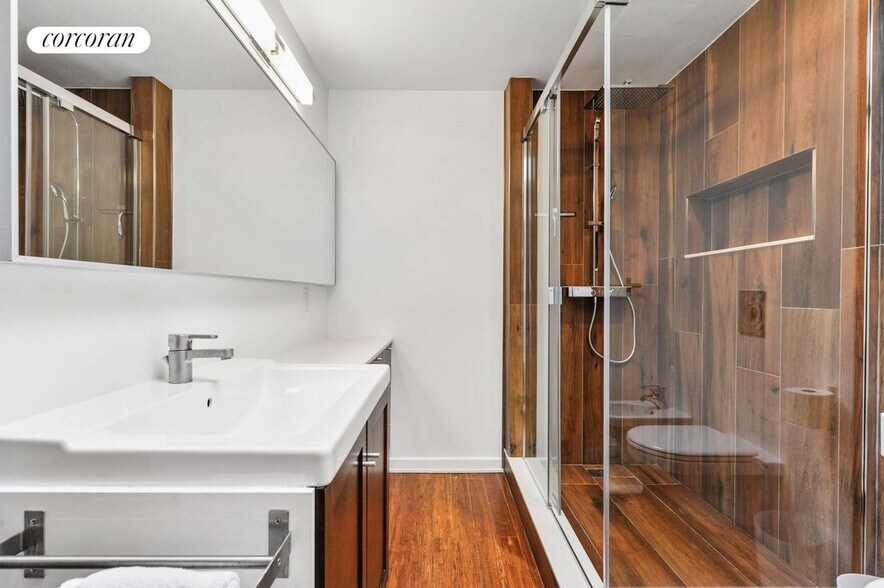 Building Photo - 22 Whitney Rd