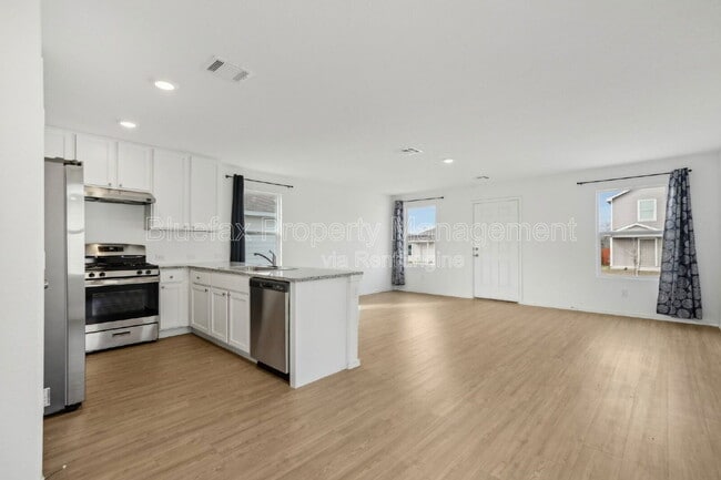 Building Photo - 7228 Pasture Run