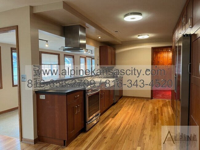 Building Photo - Spacious One Level Home on HUGE LOT!