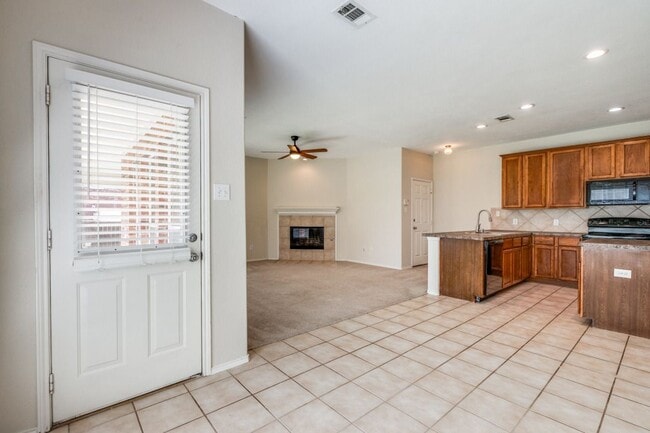 Building Photo - 11923 Stephenville Dr