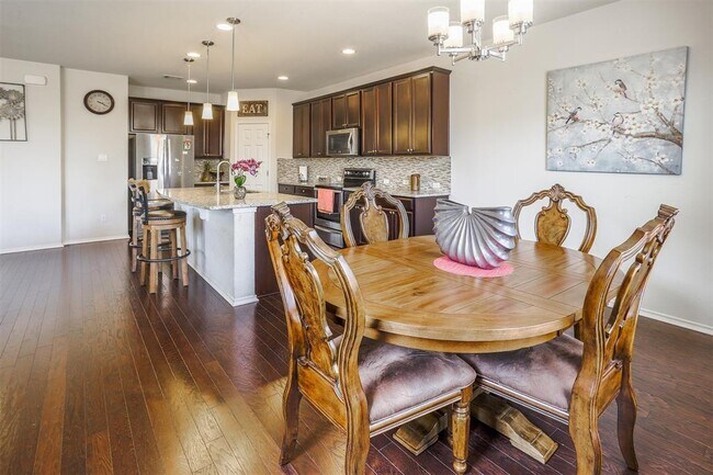 Building Photo - 16013 Remington Reserve Way