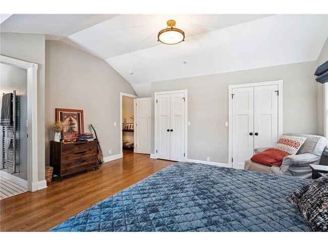 Building Photo - 5 Cooper Ave