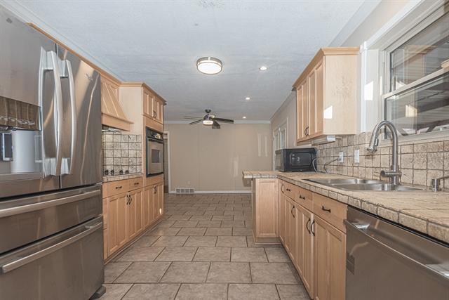 Building Photo - 3332 Brockway Dr