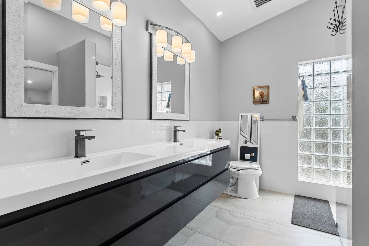 Building Photo - 11486 Sanderling Dr