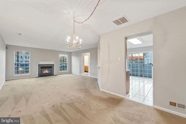 Building Photo - 4401 Aberdeen Ln