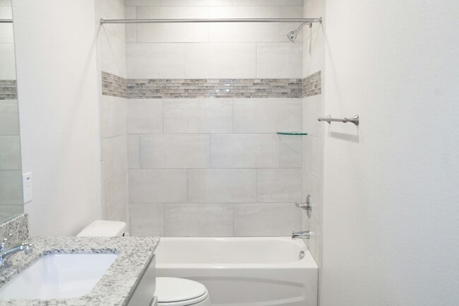 Building Photo - 201 Appalachian Trl