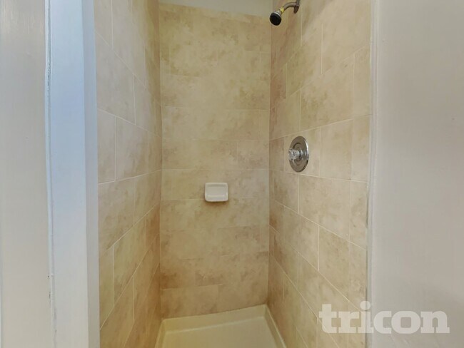 Building Photo - 2166 Timber Lane Clearwater FL