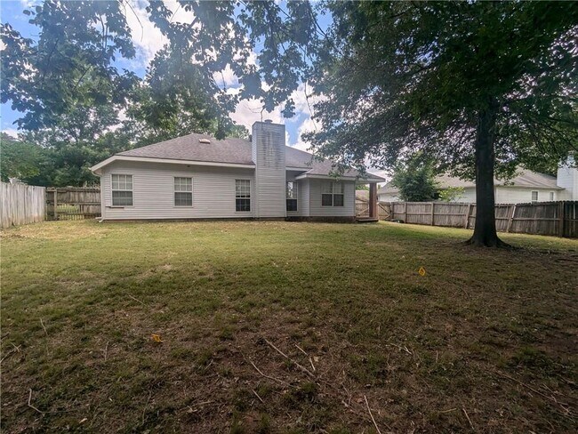 Building Photo - 2914 Setter St
