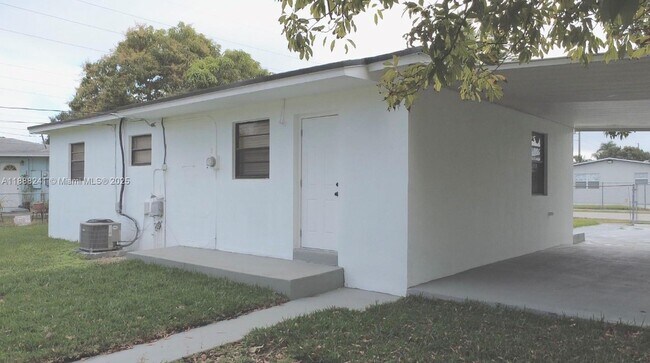 Building Photo - 18711 SW 316th Terrace