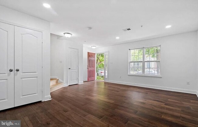 Building Photo - 12710 Horseshoe Bend Cir
