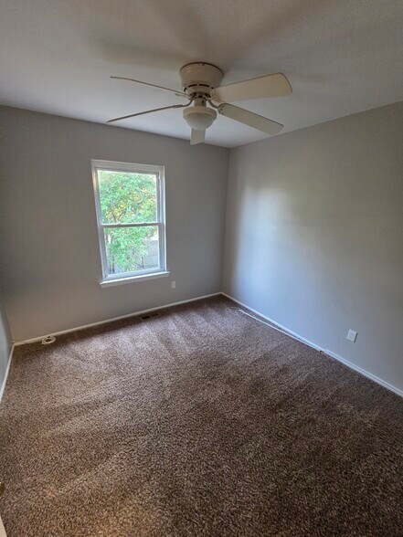 Building Photo - 3904 Elberta Ln