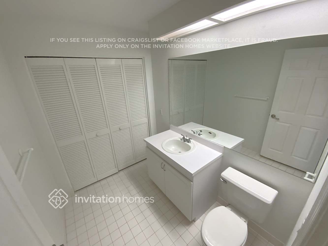 Building Photo - 18152 Blue Lake Way