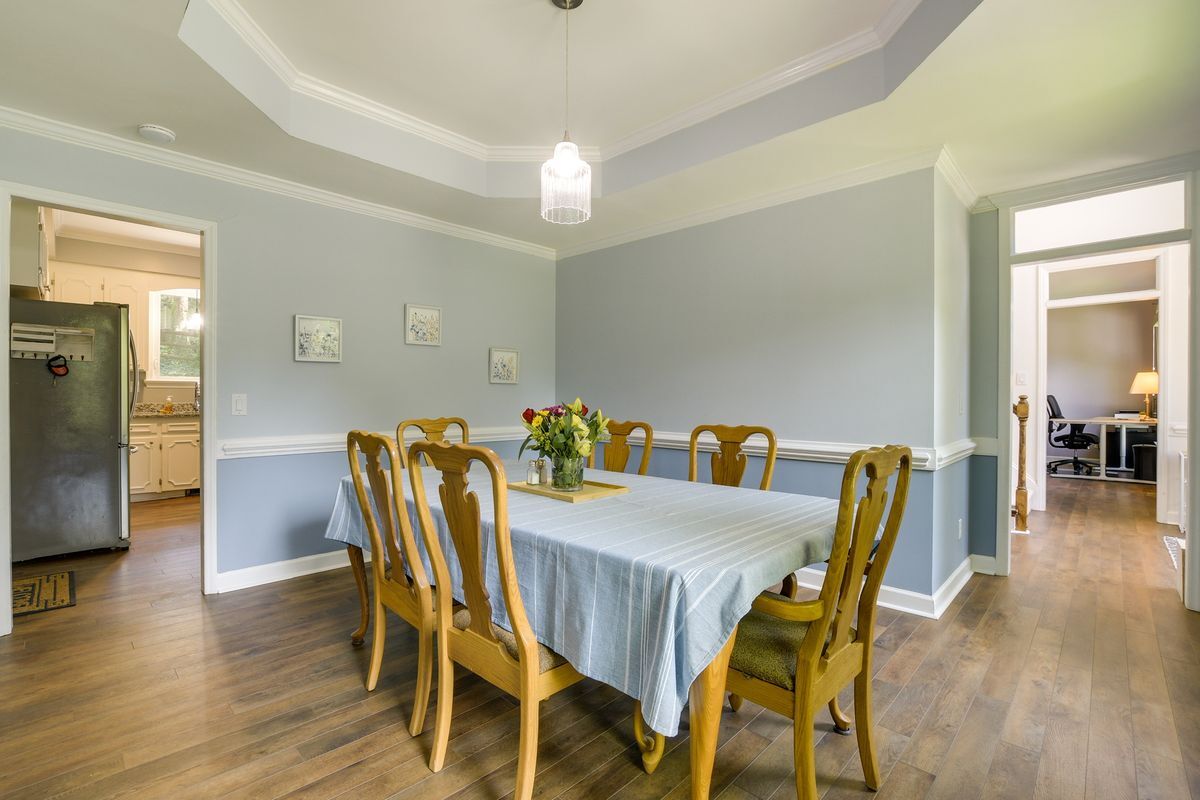 Building Photo - 5518 Tahoe Dr