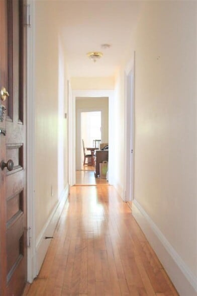 Building Photo - 20 Highland Ave