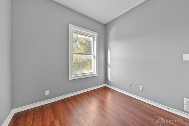 Building Photo - 1958 Fairfax Ave