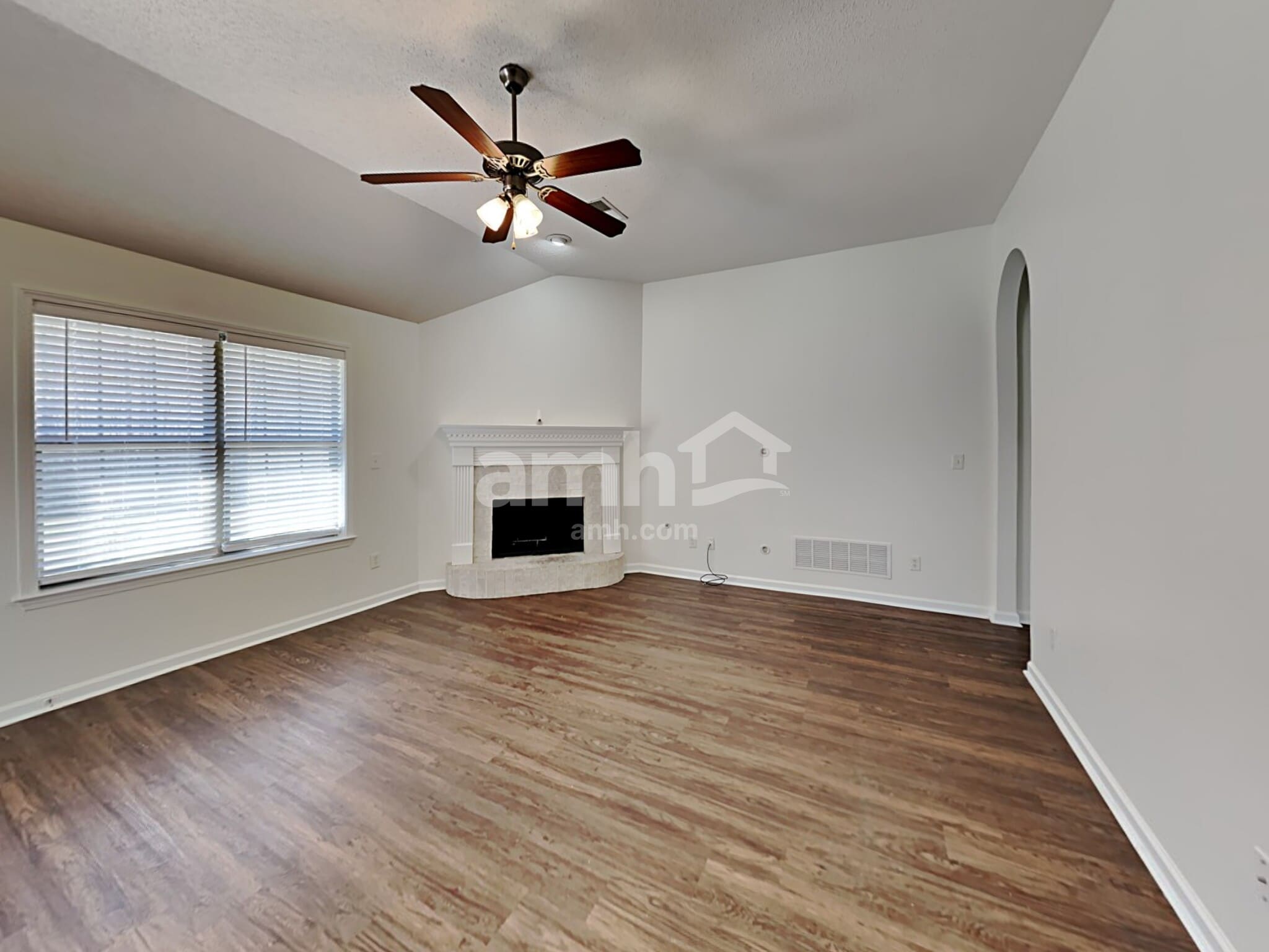 Building Photo - 1673 Farkleberry Dr