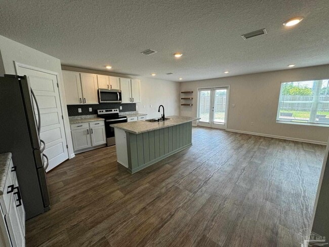 Building Photo - 7529 Steeplechase Blvd