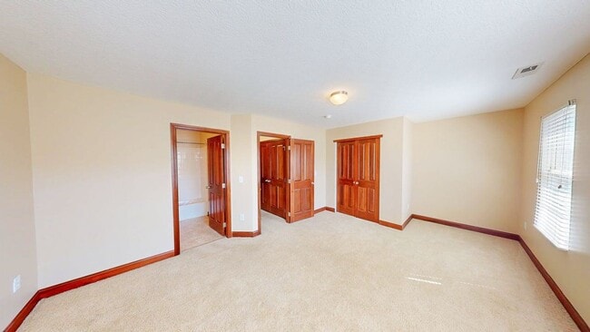 Building Photo - 5930 Winberry Creek Dr