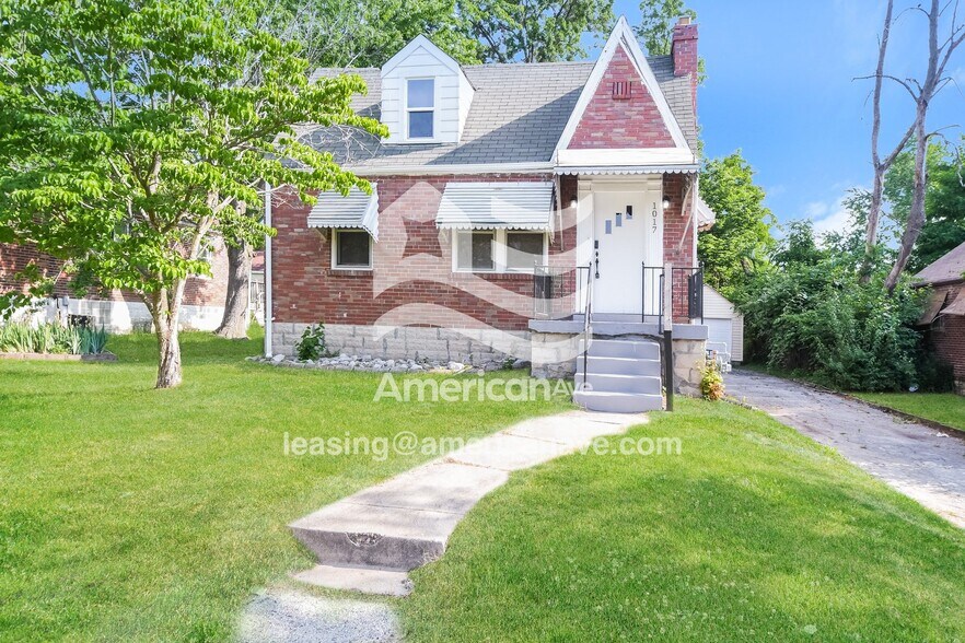 Building Photo - 1017 Lakeview Ave