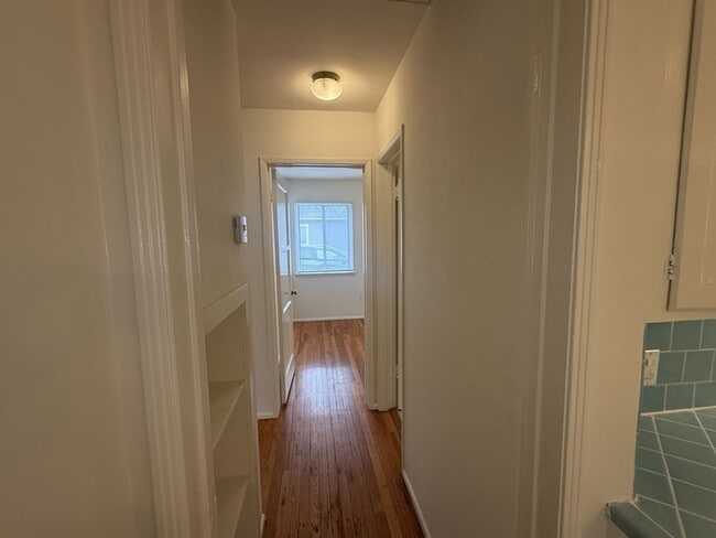 Building Photo - 169