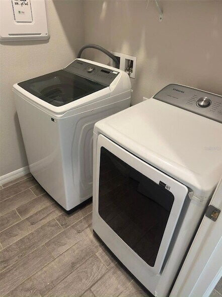 Building Photo - 33805 Astoria Cir